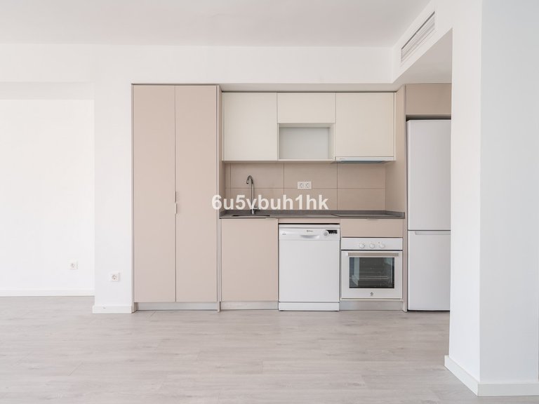 Apartment for Sale in Fuengirola, Malaga 26