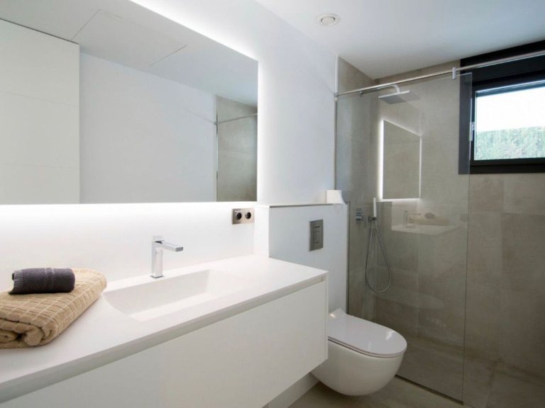 Villa for Sale in Nueva Andalucía, Malaga 9
