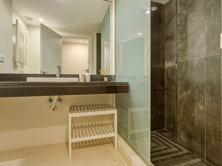 Apartment for Sale in Centro Histórico, Malaga 17
