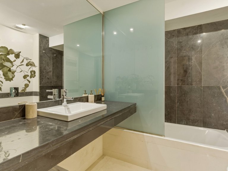 Apartment for Sale in Centro Histórico, Malaga 4