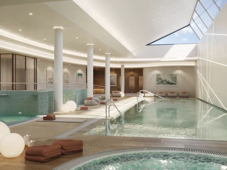 Penthouse for Sale in Costa del Sol Estepona, Malaga 2