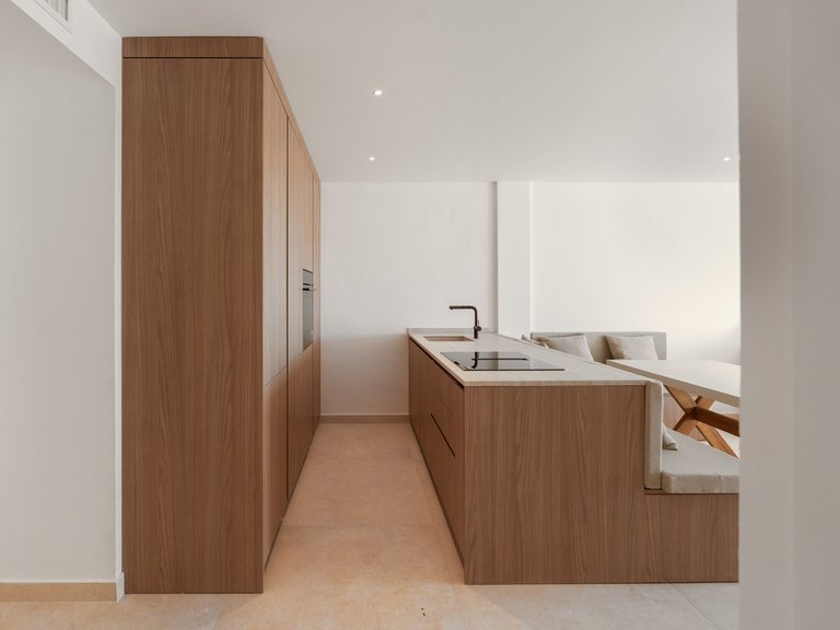 Apartment for Sale in Nueva Andalucía, Malaga 13
