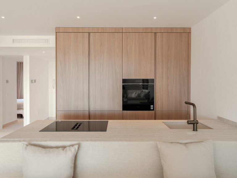 Apartment for Sale in Nueva Andalucía, Malaga 15