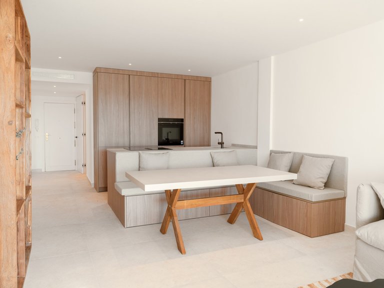 Apartment for Sale in Nueva Andalucía, Malaga 3