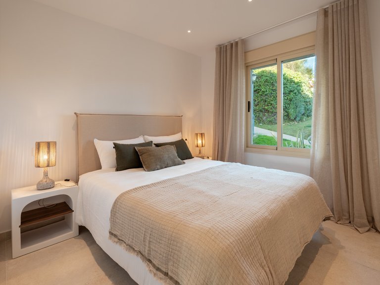 Apartment for Sale in Nueva Andalucía, Malaga 36