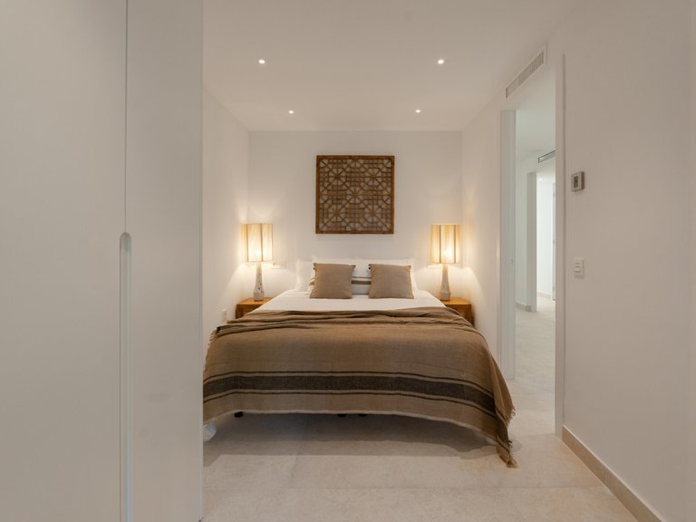 Apartment for Sale in Nueva Andalucía, Malaga 39