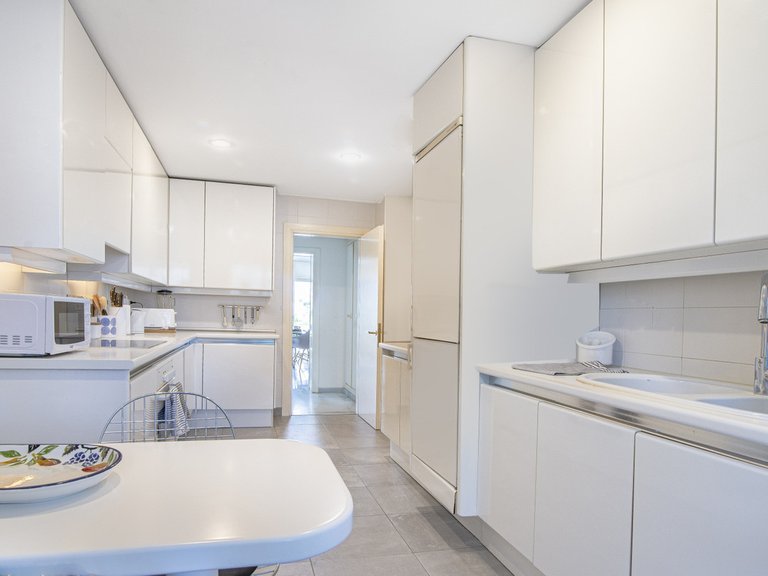 Penthouse for Sale in Puerto Banús, Malaga 11