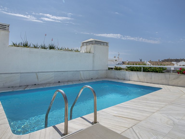 Penthouse for Sale in Puerto Banús, Malaga 15