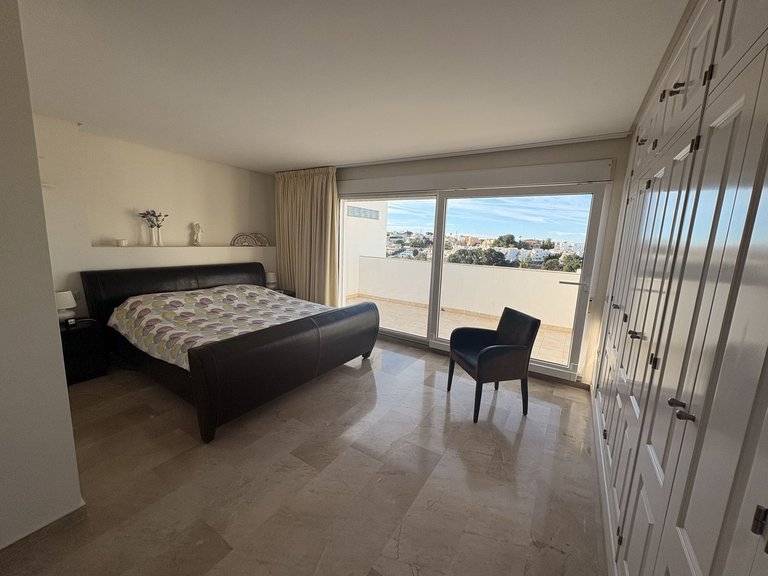 Apartment for Sale in Torrequebrada, Malaga 11