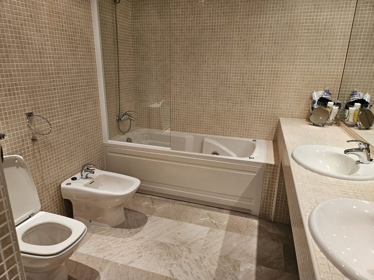 Apartment for Sale in Torrequebrada, Malaga 14