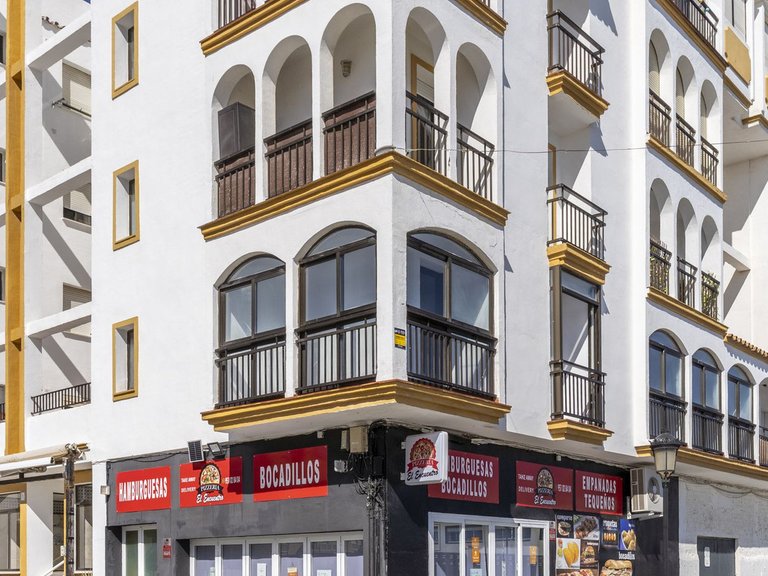 Apartment for Sale in San Luis De Sabinillas, Malaga 18