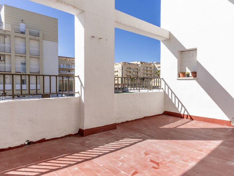 Apartment for Sale in San Luis De Sabinillas, Malaga 23