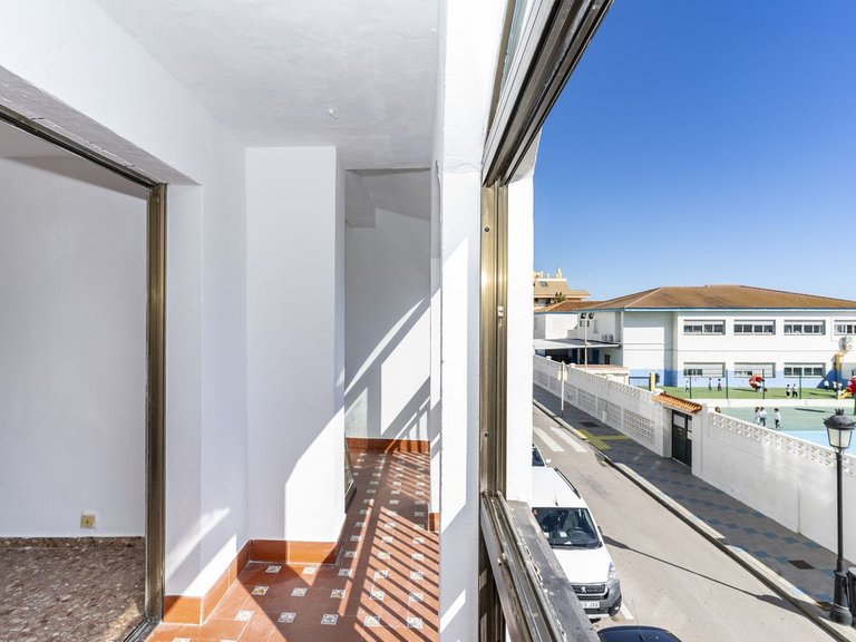 Apartment for Sale in San Luis De Sabinillas, Malaga 27