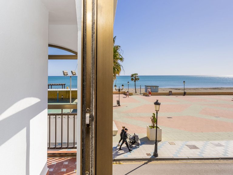 Apartment for Sale in San Luis De Sabinillas, Malaga 28
