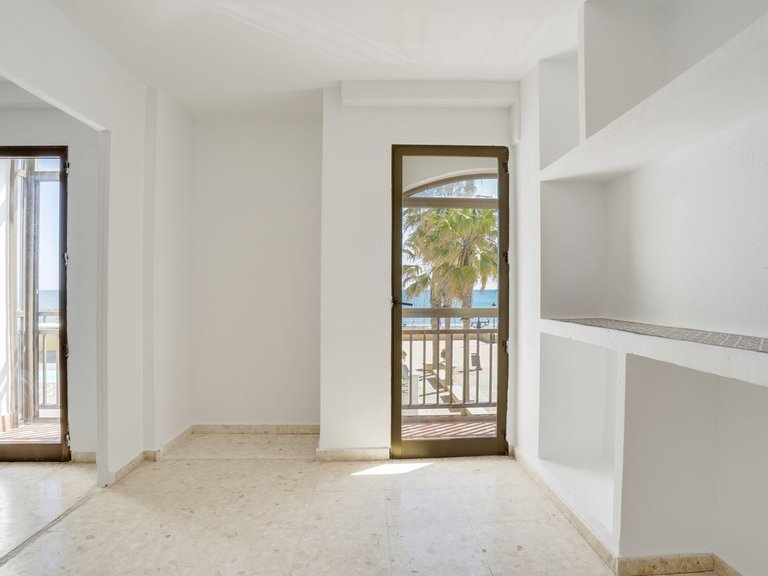 Apartment for Sale in San Luis De Sabinillas, Malaga 32