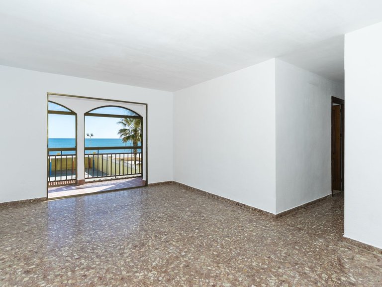 Apartment for Sale in San Luis De Sabinillas, Malaga 5