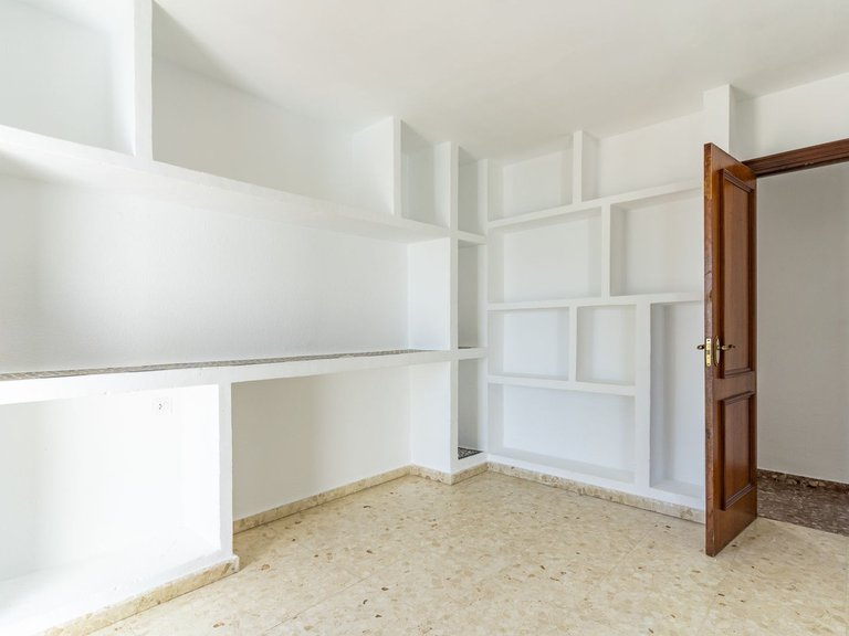 Apartment for Sale in San Luis De Sabinillas, Malaga 7