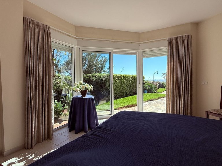 Villa for Sale in Higueron, Malaga 17