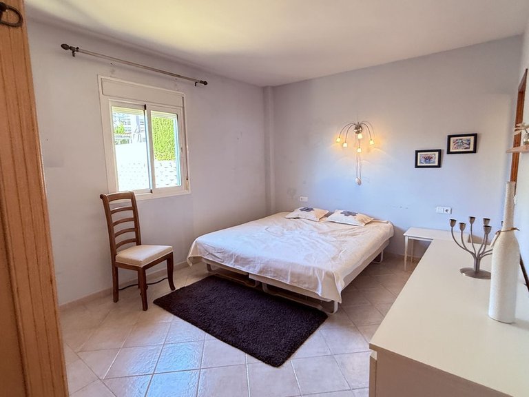 Villa for Sale in Higueron, Malaga 19