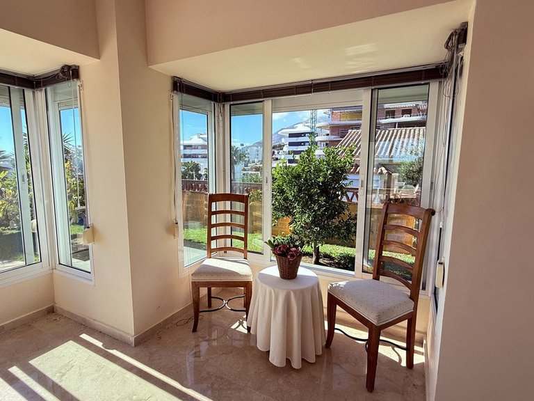 Villa for Sale in Higueron, Malaga 24