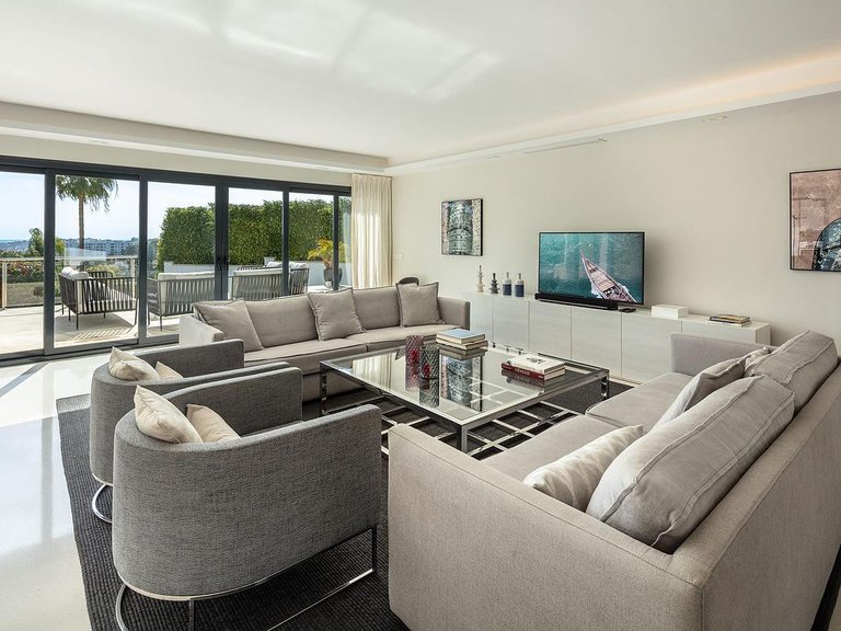Villa for Sale in Marbella, Malaga 7