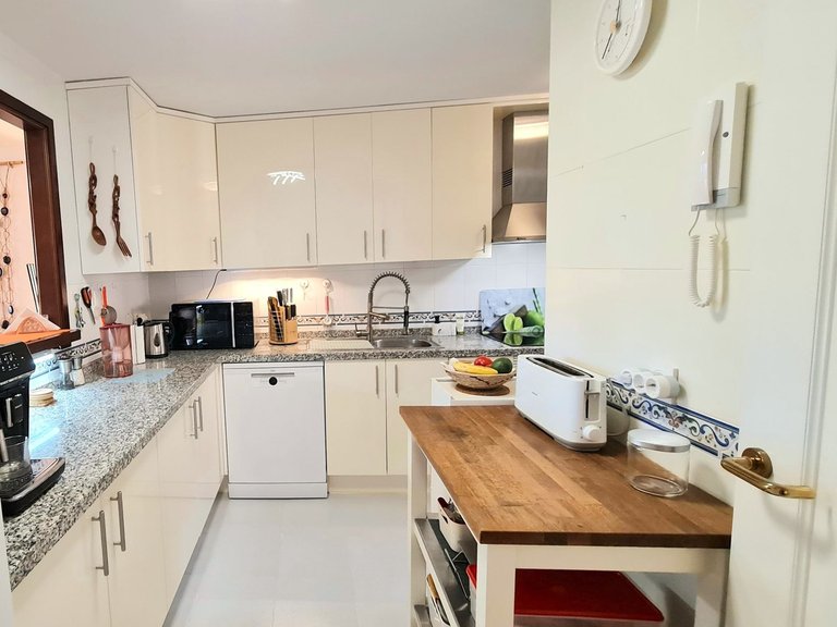 Apartment for Sale in La Duquesa, Malaga 8