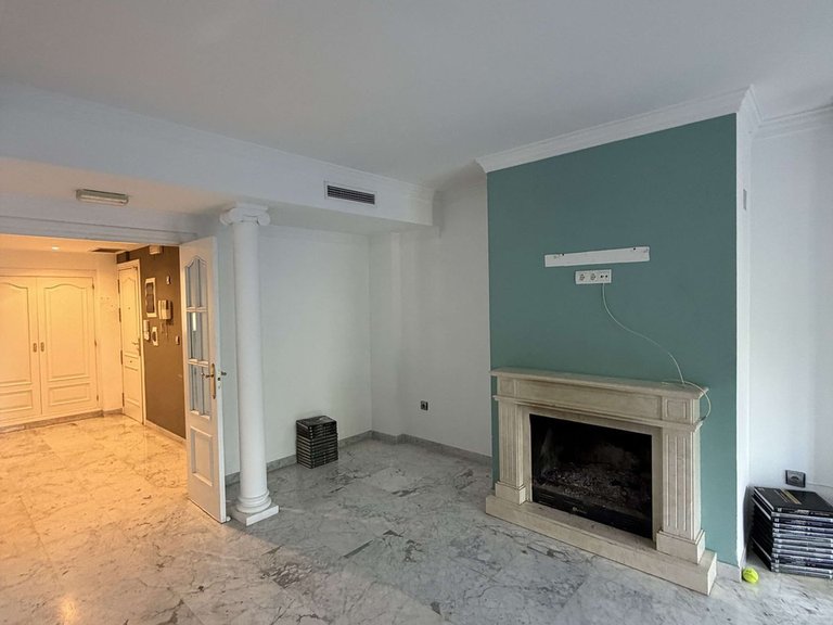 Villa for Sale in Marbella, Malaga 12