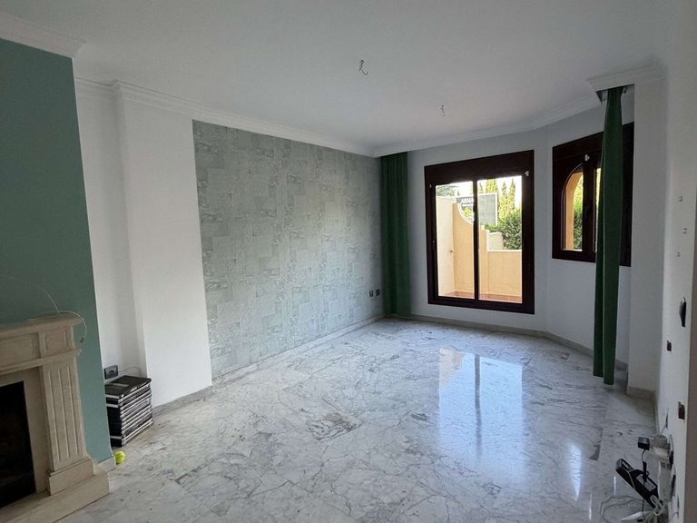 Villa for Sale in Marbella, Malaga 13