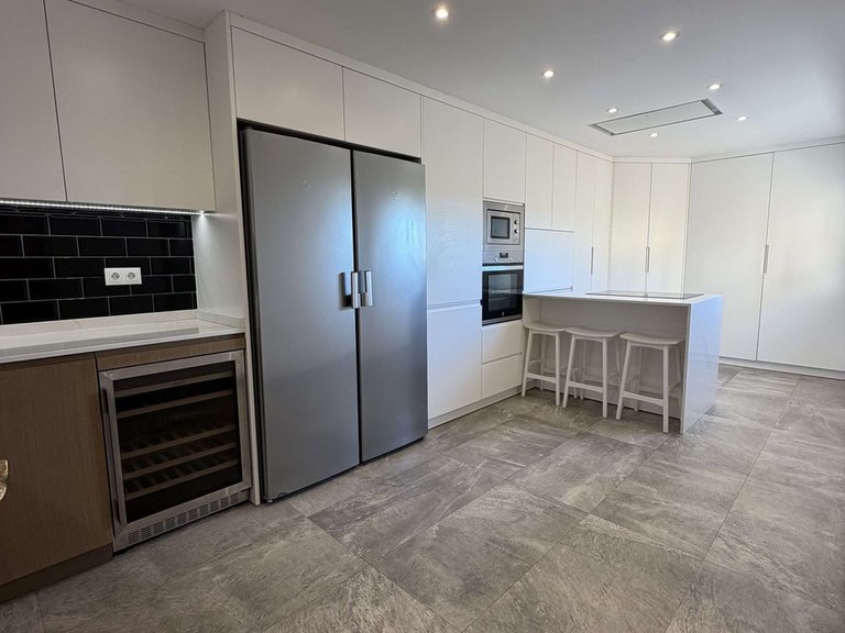 Villa for Sale in Marbella, Malaga 18