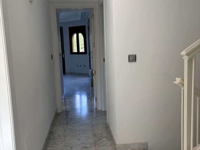 Villa for Sale in Marbella, Malaga 23