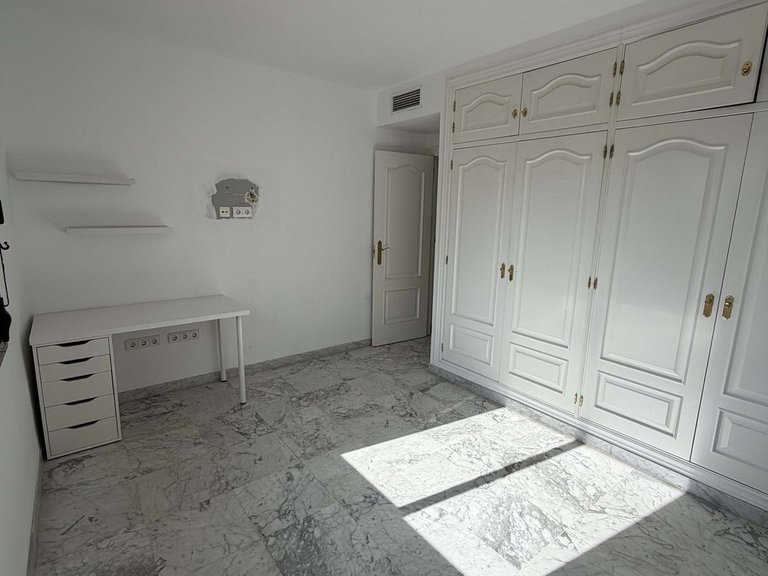 Villa for Sale in Marbella, Malaga 26