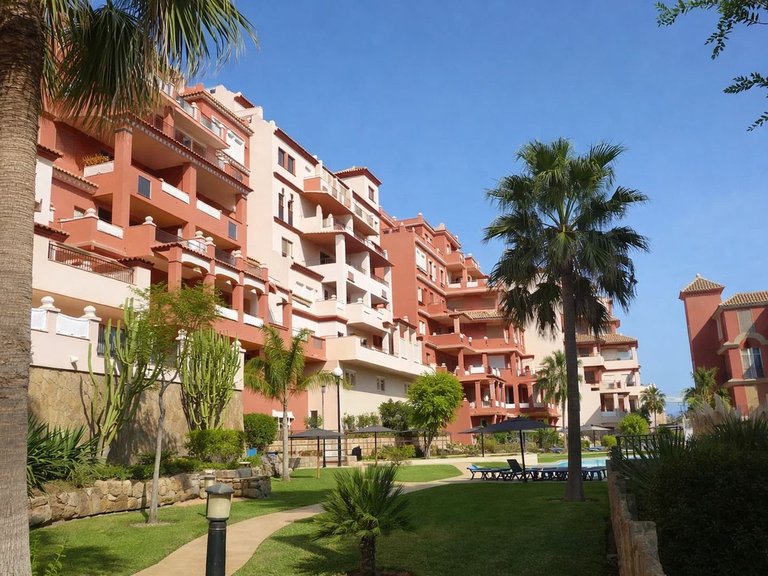 Apartment for Sale in La Duquesa, Malaga 1