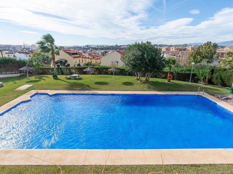 Apartment for Sale in Los Pacos, Malaga 16