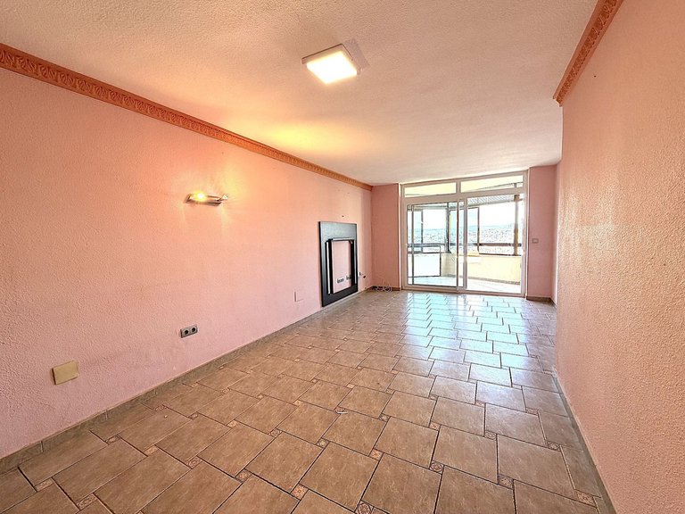 Apartment for Sale in Los Pacos, Malaga 2