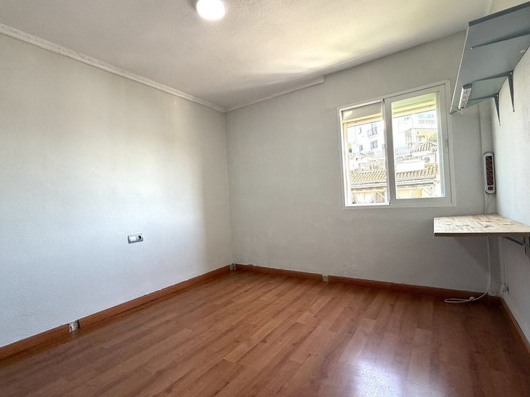 Apartment for Sale in Los Pacos, Malaga 6