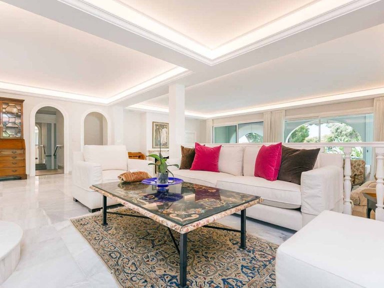 Villa for Sale in Río Real, Malaga 13