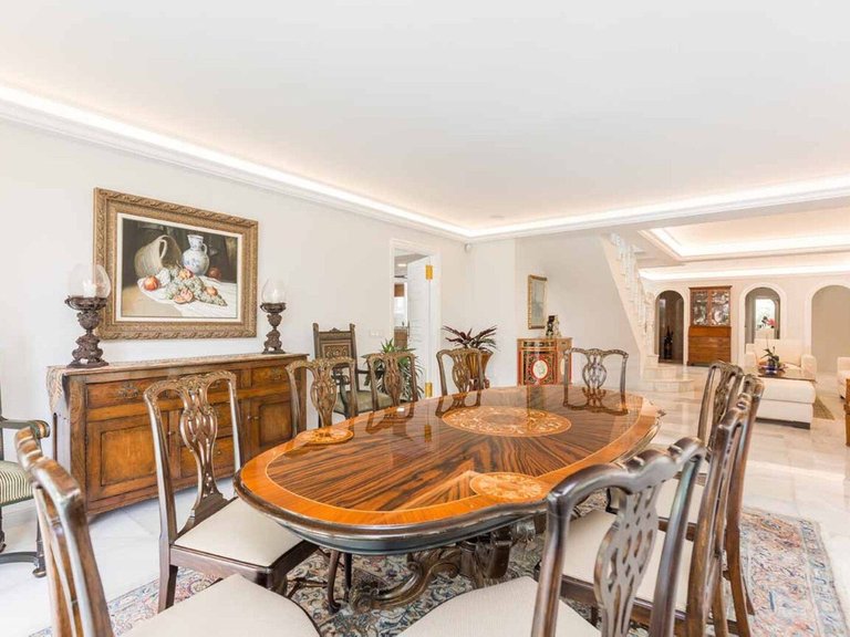 Villa for Sale in Río Real, Malaga 14