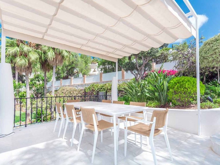 Villa for Sale in Río Real, Malaga 28