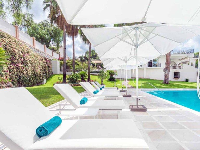 Villa for Sale in Río Real, Malaga 8