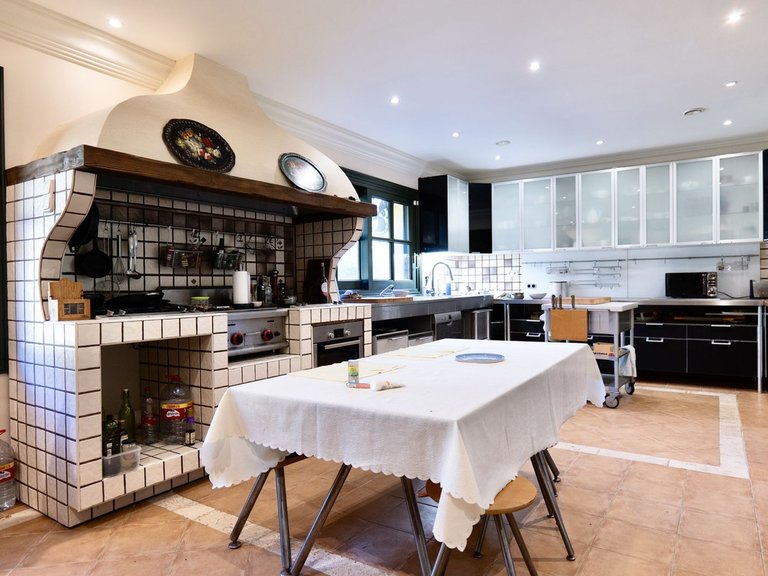 Villa for Sale in La Zagaleta, Malaga 32