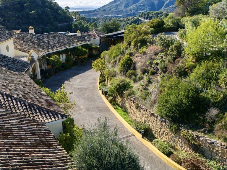 Villa for Sale in La Zagaleta, Malaga 40