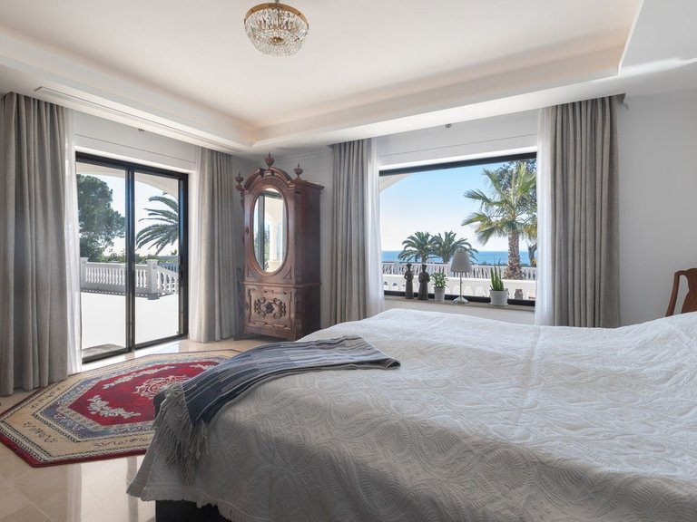 Villa for Sale in Elviria, Malaga 14