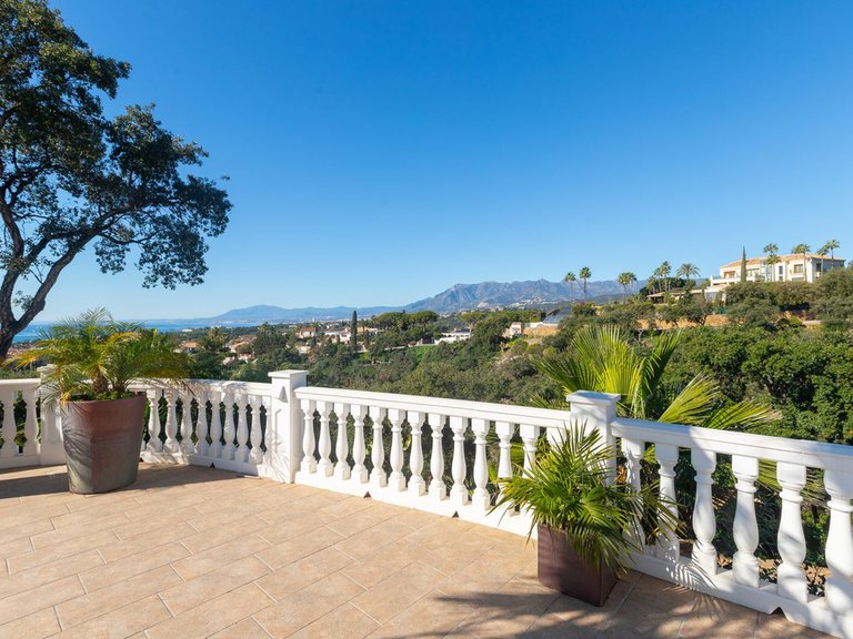 Villa for Sale in Elviria, Malaga 20