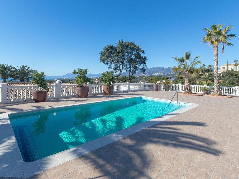 Villa for Sale in Elviria, Malaga 21