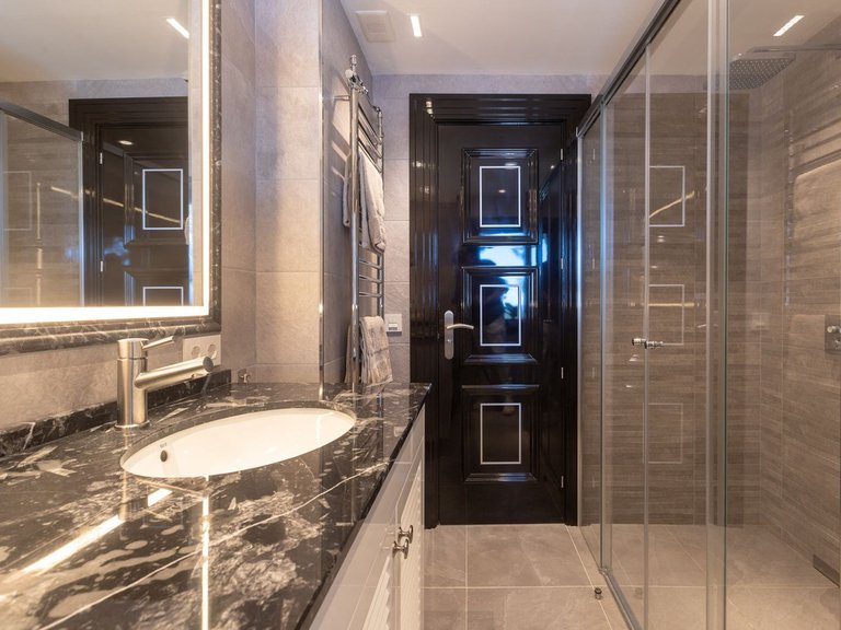 Villa for Sale in Elviria, Malaga 32