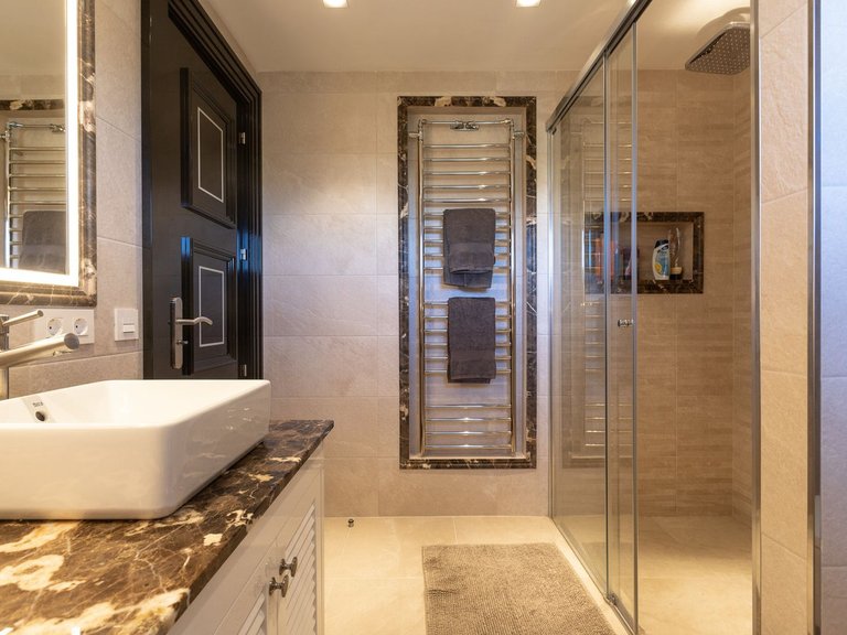 Villa for Sale in Elviria, Malaga 33
