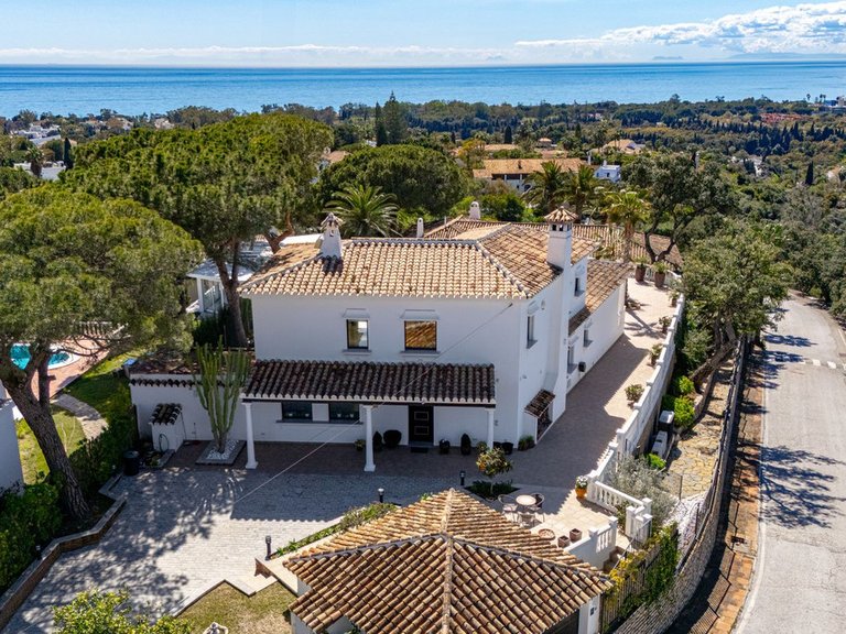 Villa for Sale in Elviria, Malaga 50
