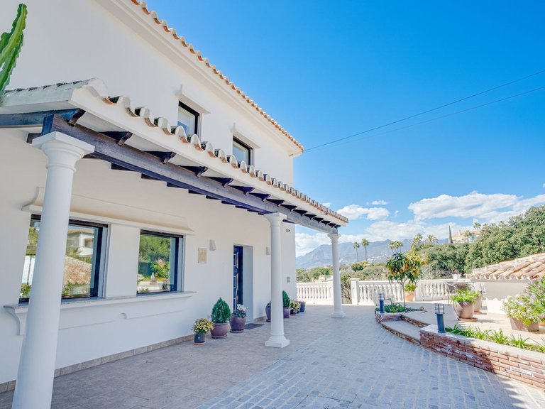 Villa for Sale in Elviria, Malaga 53