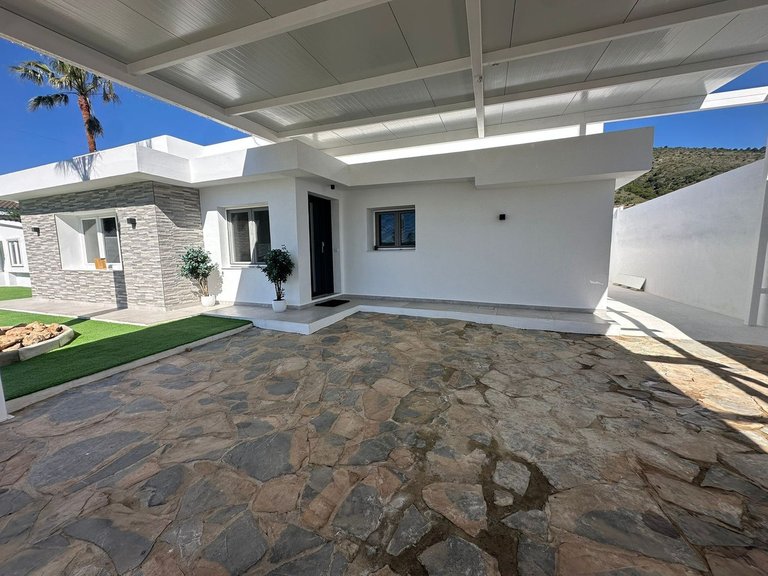 Villa for Sale in Benalmadena, Malaga 35