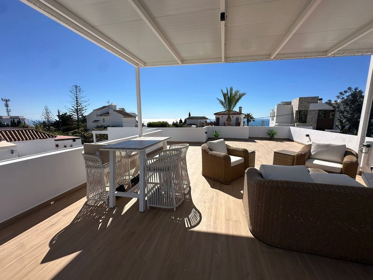 Villa for Sale in Benalmadena, Malaga 39
